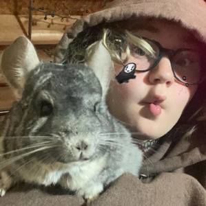 Meet your Posher, Haley